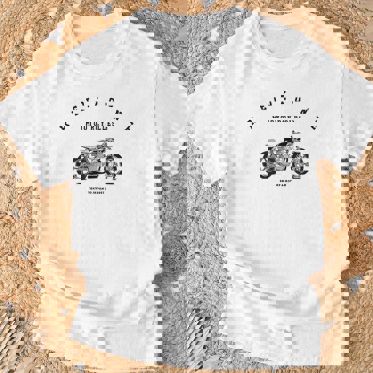 カフェレーサー おしゃれ バイク モーターサイクル カスタム 東京 ジャパン Tシャツ 高齢者への贈り物