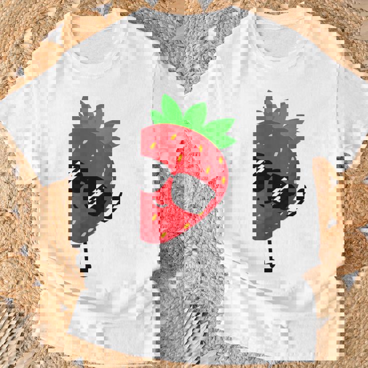 キッズストロベリーシャツ 男の子または女の子用 Tシャツ 高齢者への贈り物