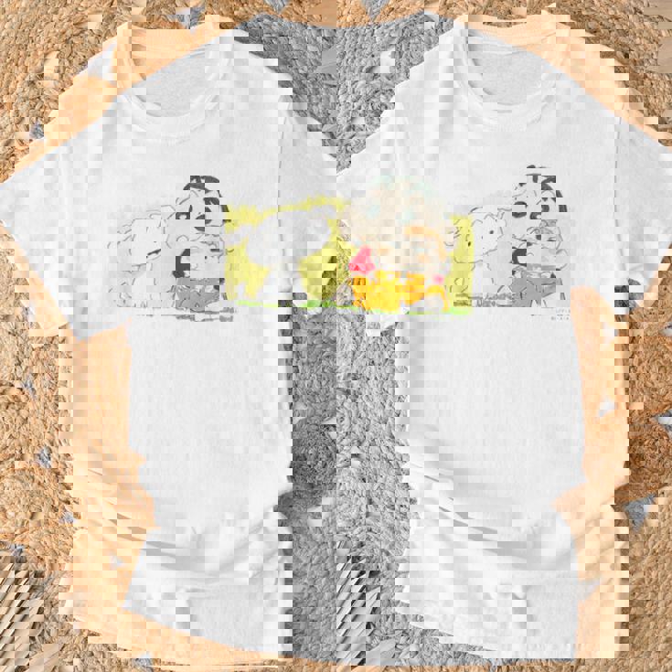 クレヨンしんちゃん 「ひまわり抱っこ」しんちゃん Tシャツ 高齢者への贈り物