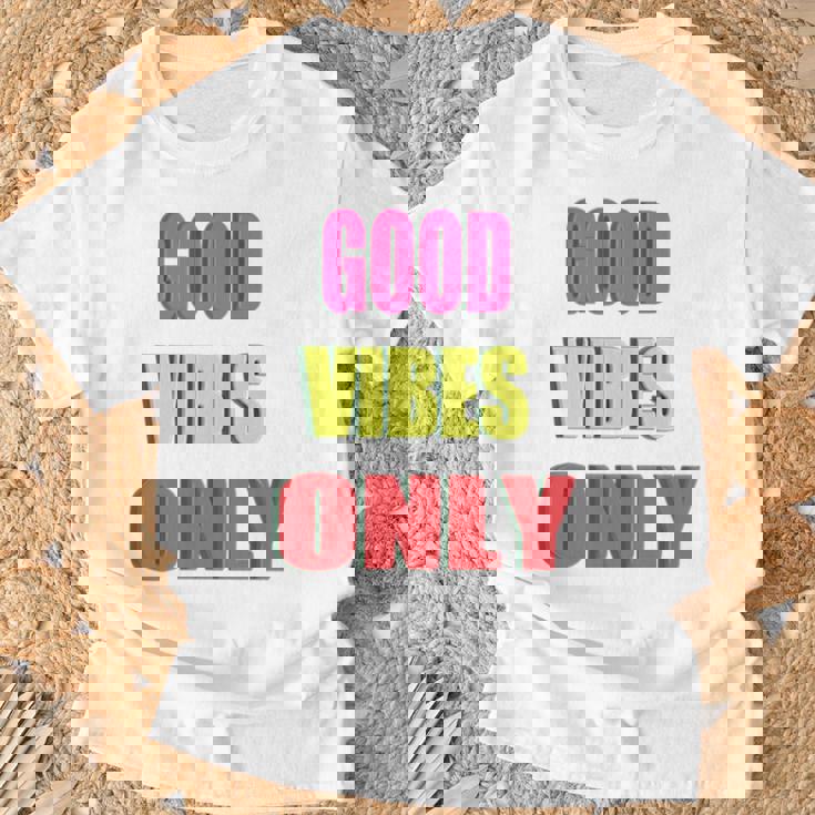 グッド・バイブス・オンリー 長袖tシャツ Tシャツ 高齢者への贈り物