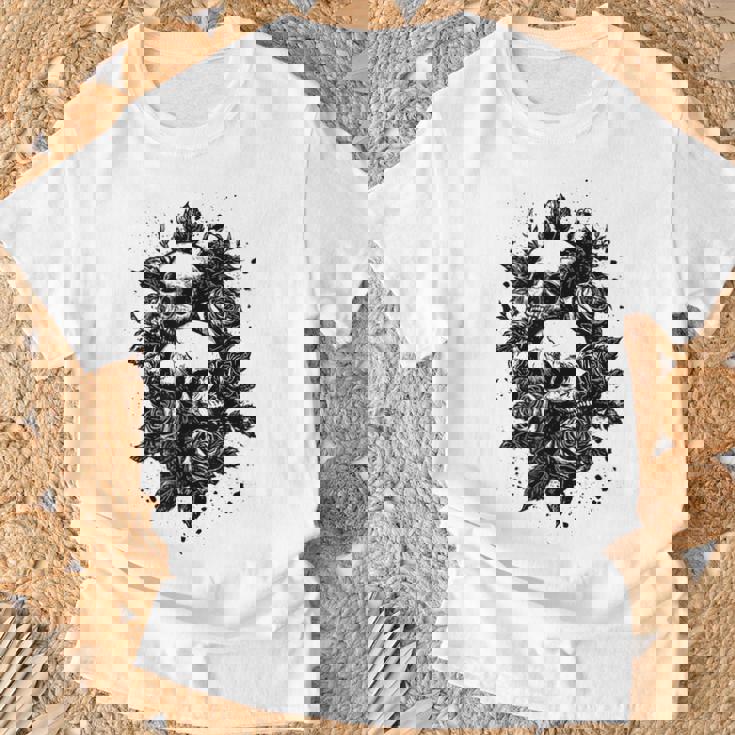 ゴシック フローラル アートワーク ゴス 美的 ローズ オルタナティブ フローラル Tシャツ 高齢者への贈り物