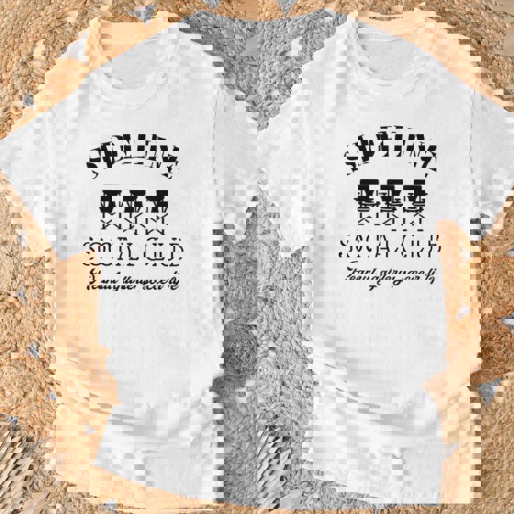 サイドライン ソーシャルクラブ ピーナッツギャラリー サッカーライフ おもしろサッカー Tシャツ 高齢者への贈り物