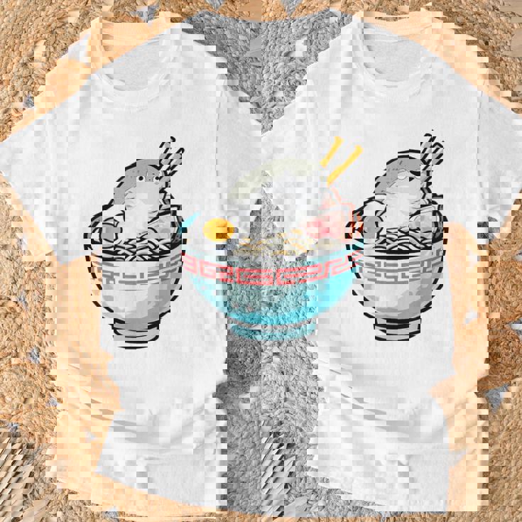 サカバンバスピス フィッシュミーム 和風ラーメン丼 Tシャツ 高齢者への贈り物