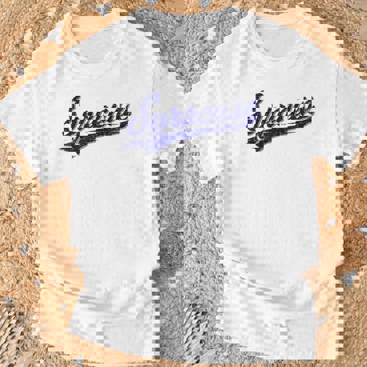 シラキュース ニューヨーク バーシティ スクリプト クラシック スポーツ ジャージスタイル Tシャツ 高齢者への贈り物