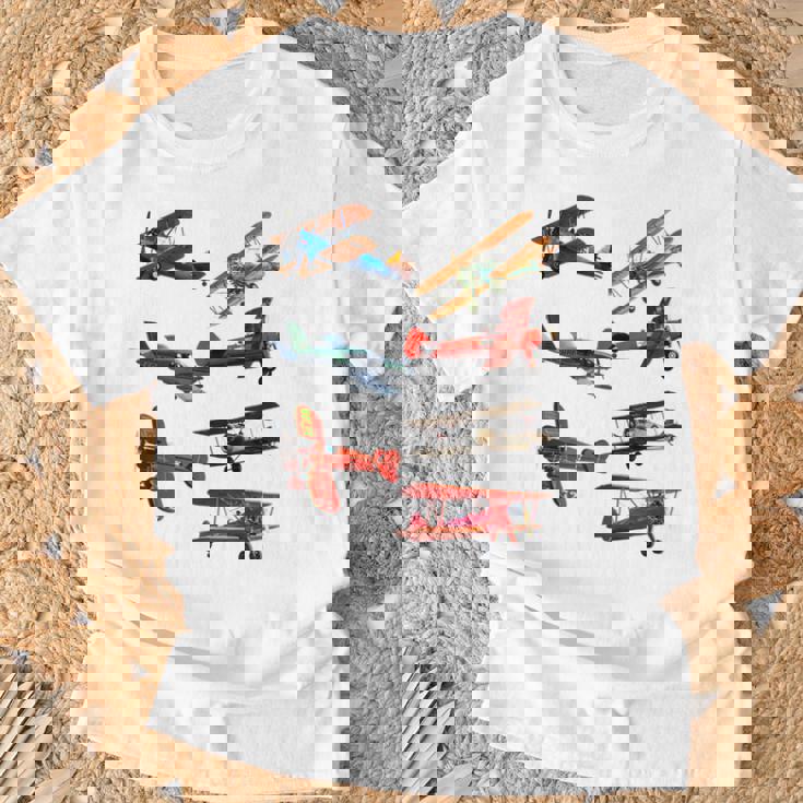 シングルエンジンプロペラ飛行機 Tシャツ 高齢者への贈り物