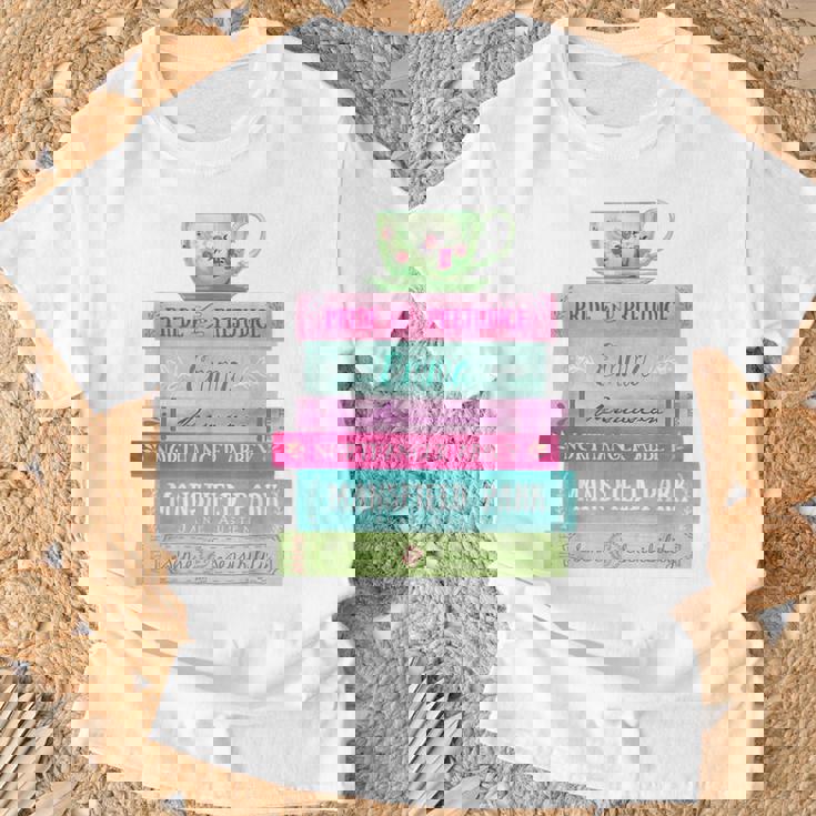 ジェーン・オースティン 本 スタック ティー 文学 文学 Tシャツ 高齢者への贈り物