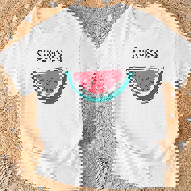 スイカuika 果物 すいか フルーツ スイカ好き かわいい おしゃれ シンプル Tシャツ 高齢者への贈り物