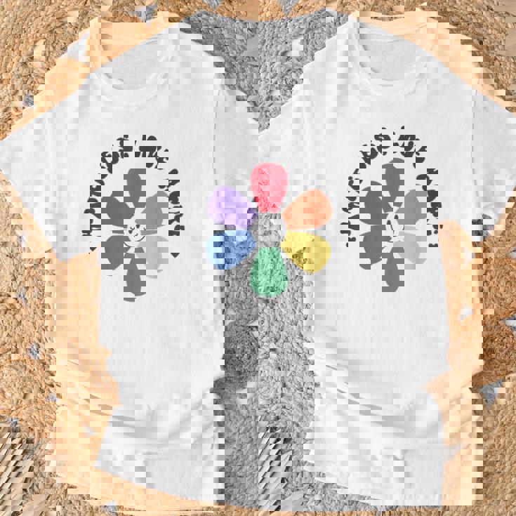 スマイル レインボー ハッピーフェイス 花 Lgbt ゲイ レズビアン プライド 月 Tシャツ 高齢者への贈り物