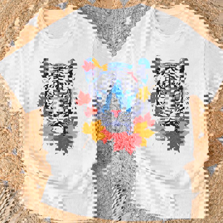 タイガー 動物 自然 動物園 抽象芸術 顔 虎 Tシャツ 高齢者への贈り物