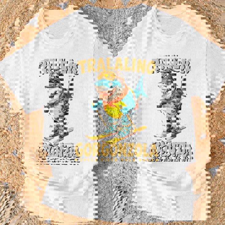 トララリーノ・ゴルゴンゾーラ – トララレロチーズミッションのスキーシャーク。 長袖tシャツ Tシャツ 高齢者への贈り物