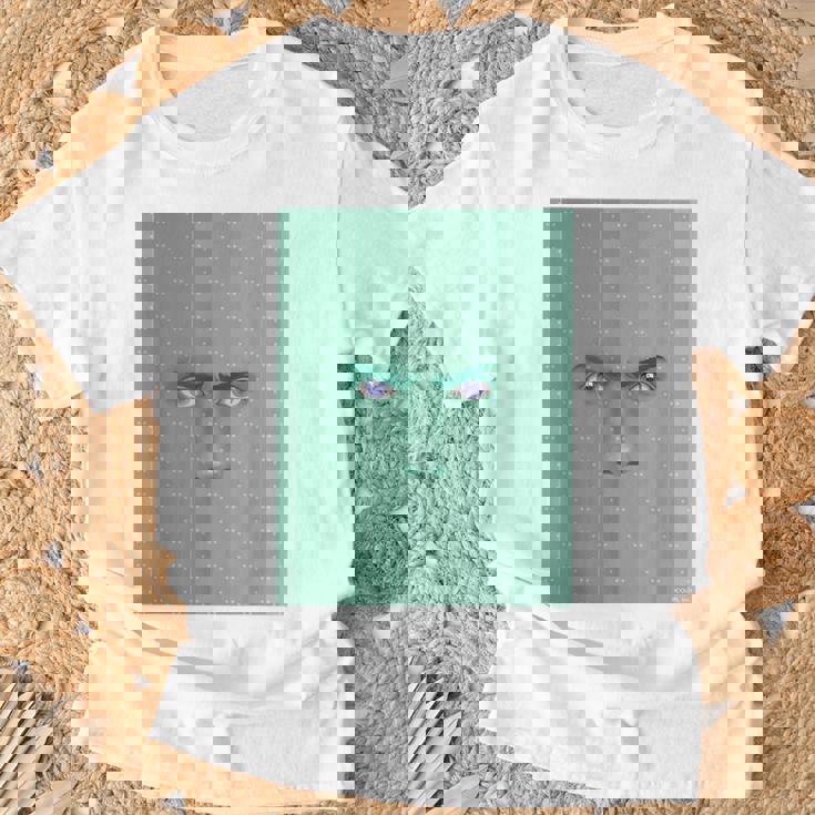 ドリミ4周年記念 壁（志部谷 幽） Tシャツ 高齢者への贈り物