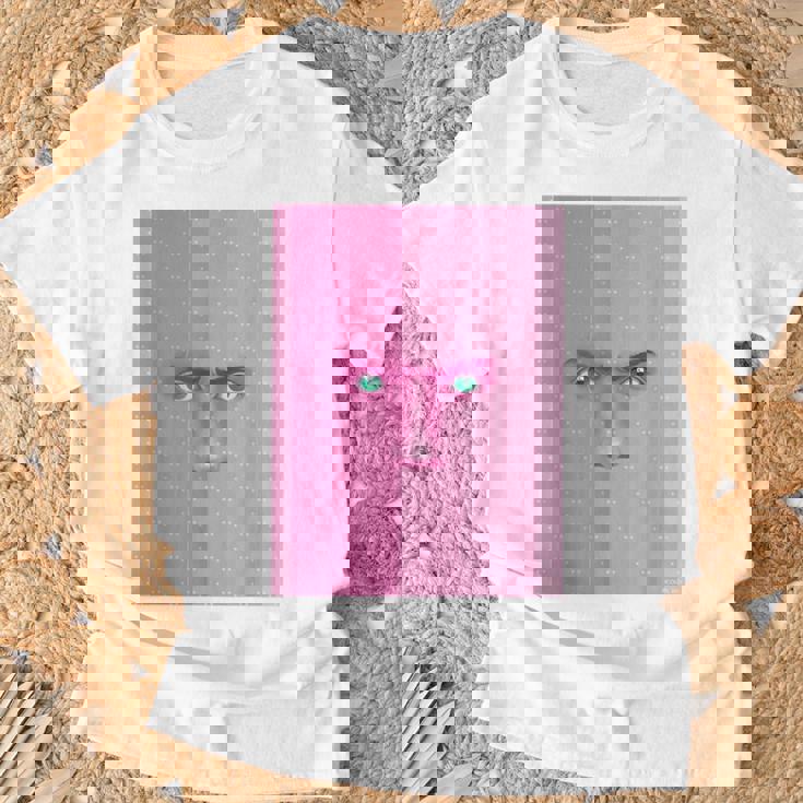 ドリミ4周年記念 壁（花房 柳） Tシャツ 高齢者への贈り物