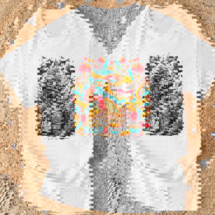 ニューイヤードラゴン ジョイフルドラゴン 旧正月のお祭り Tシャツ 高齢者への贈り物