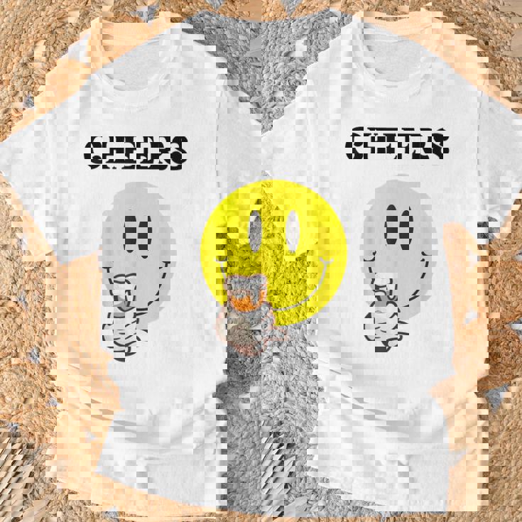 ハッピー・チアーズ・デュード Tシャツ 高齢者への贈り物