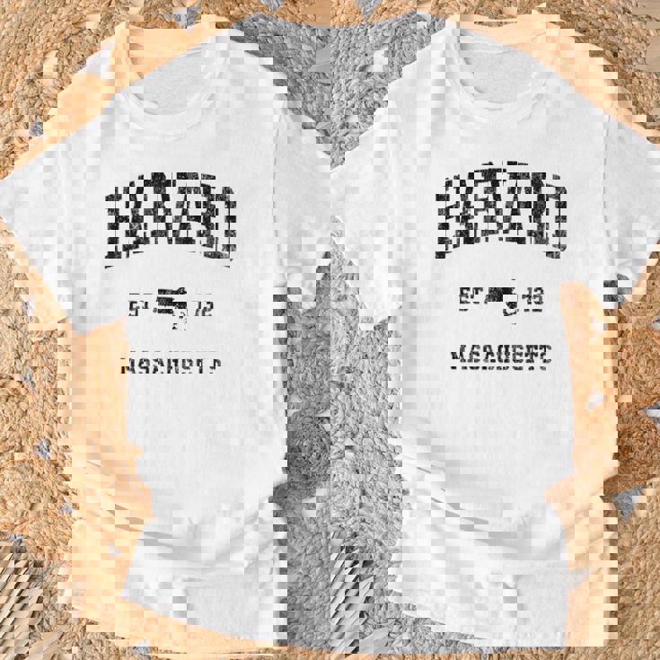 ハーバード マサチューセッツ Ma ビンテージ アスレチック ブラックスポーツデザイン Tシャツ 高齢者への贈り物