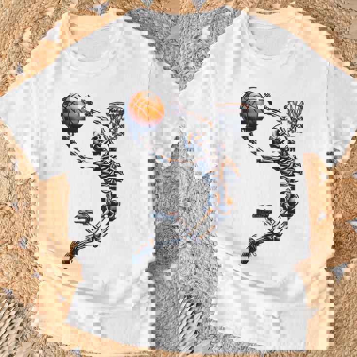 バスケットボール スケルトン ハロウィン 男性 男の子 バスケットボール ハロウィン Tシャツ 高齢者への贈り物