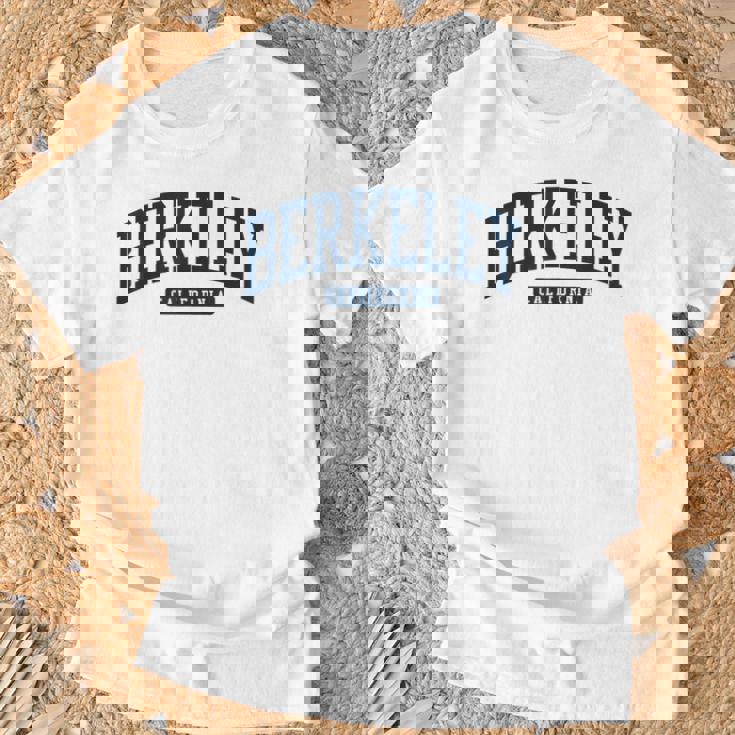 バークレーカリフォルニアカリフォルニアカレッジユニバーシティスタイル ネイビー Tシャツ 高齢者への贈り物