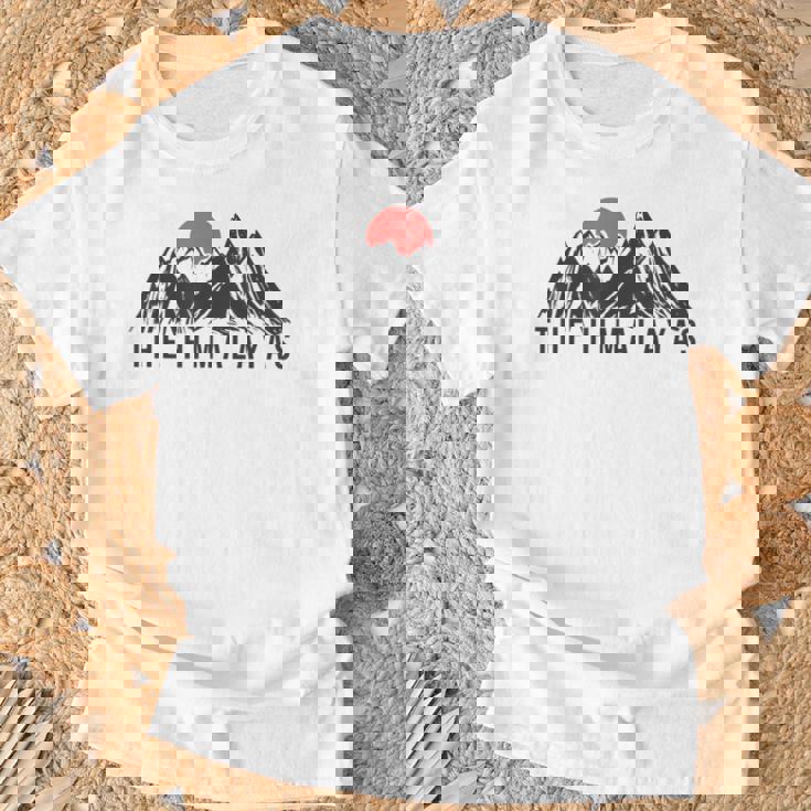 ヒマラヤ ネパール ブータン インド エベレスト Tシャツ 高齢者への贈り物