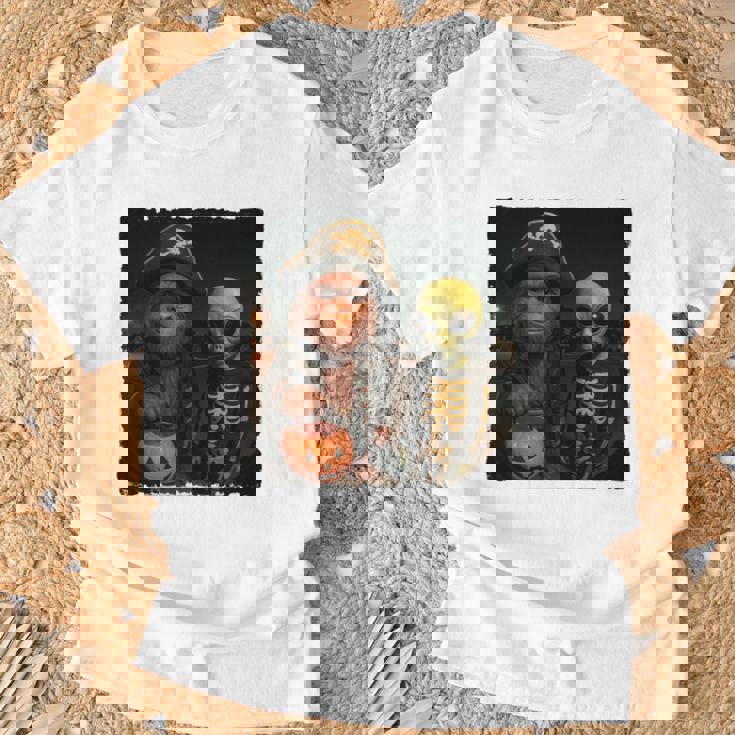 ビッグフットエイリアン 面白い ハロウィン トリック ドア カメラビュー 長袖tシャツ Tシャツ 高齢者への贈り物