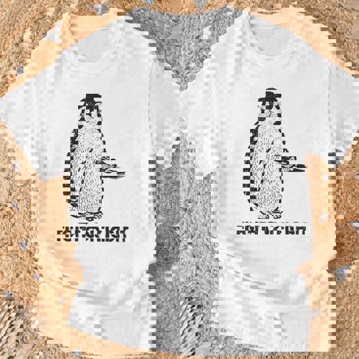 ファイト・オア・フライト・ファニー・ペンギン・パンク Tシャツ 高齢者への贈り物