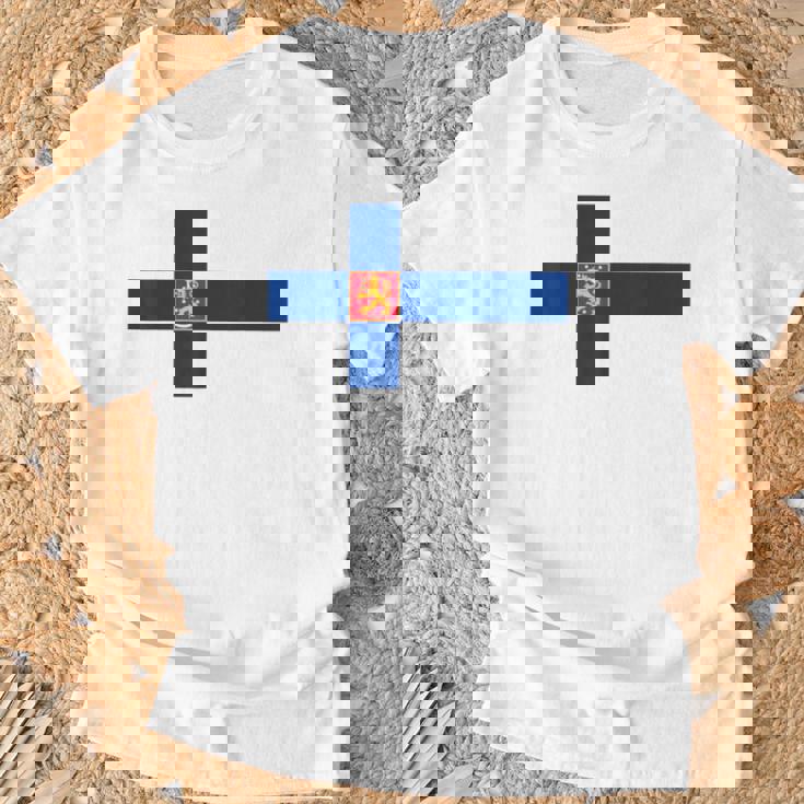 フィンランドtシャツ、フィンランド国旗、フィンランドの地図 メンズレディースキッズ Tシャツ 高齢者への贈り物