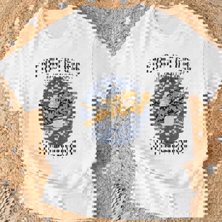 フライングタイガーの第二次世界大戦 インシグニア ビンテージ 第二次世界大戦 航空隊 Tシャツ 高齢者への贈り物