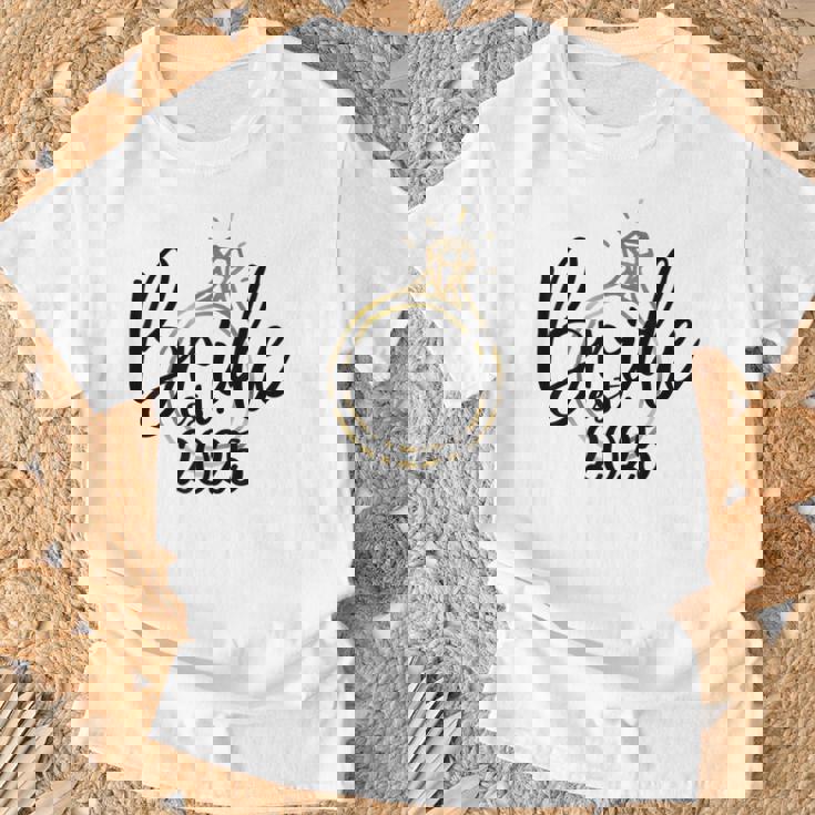 ブライダルシャワー フューチャー Mrs Wedding 2025 Bride Tシャツ 高齢者への贈り物