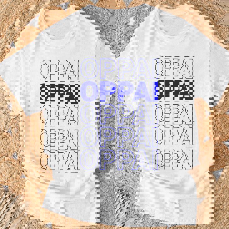 ブルーオッパイの言葉 面白いアニメ漫画 Tシャツ 高齢者への贈り物