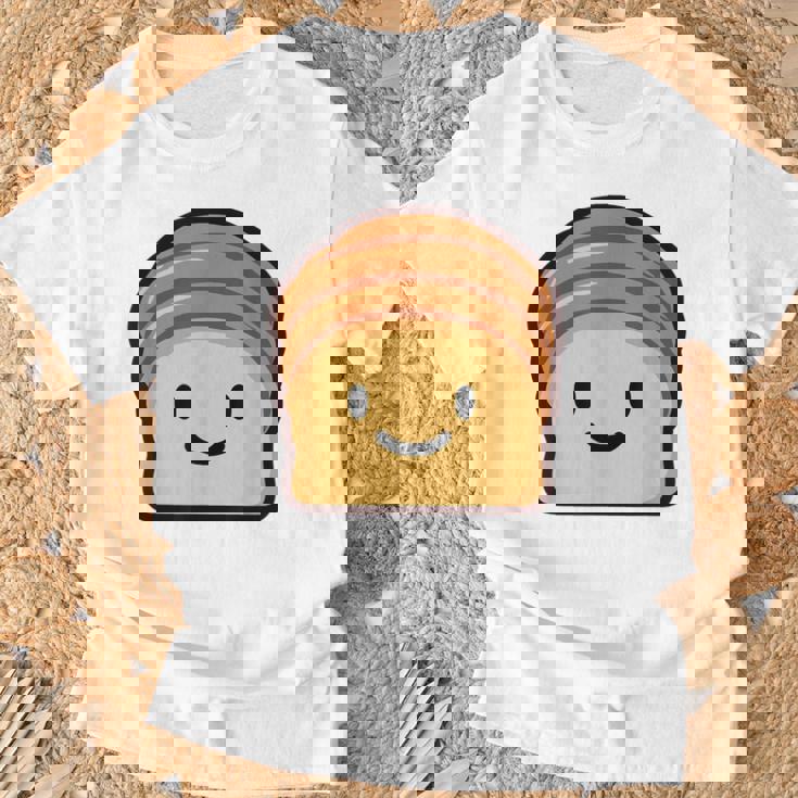 ベーカリー パン ブリオッシュ シンプルでミニマルなユーモア ブリオッシュ Tシャツ 高齢者への贈り物