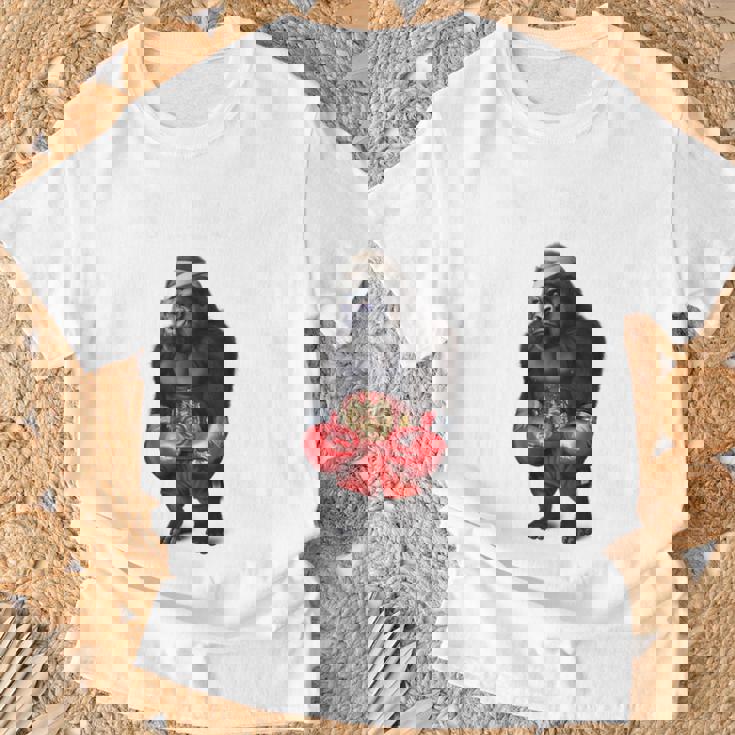 ボクシング チャンピオン ゴリラ ボクサーファイター Tシャツ 高齢者への贈り物