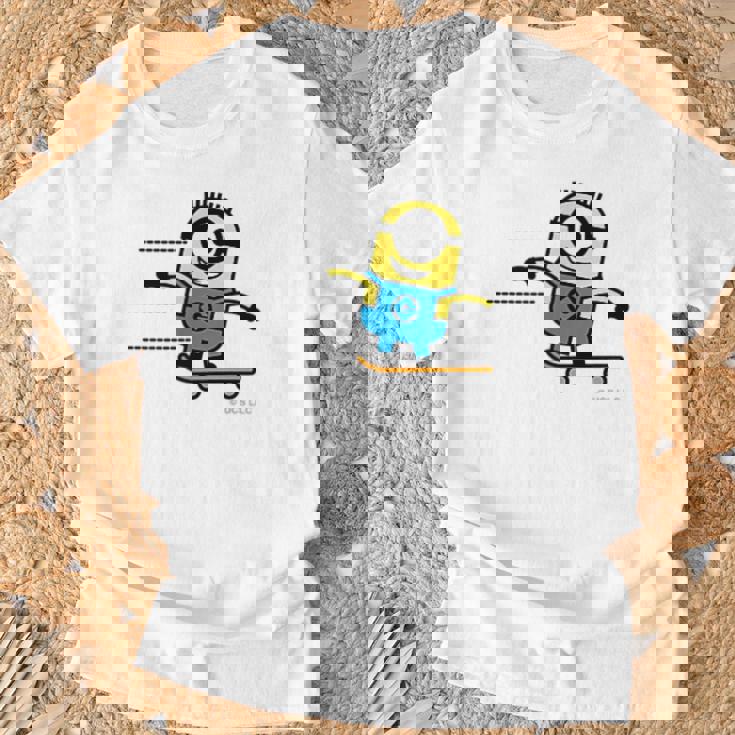 ミニオン Minionkateboard Carl Tシャツ 高齢者への贈り物