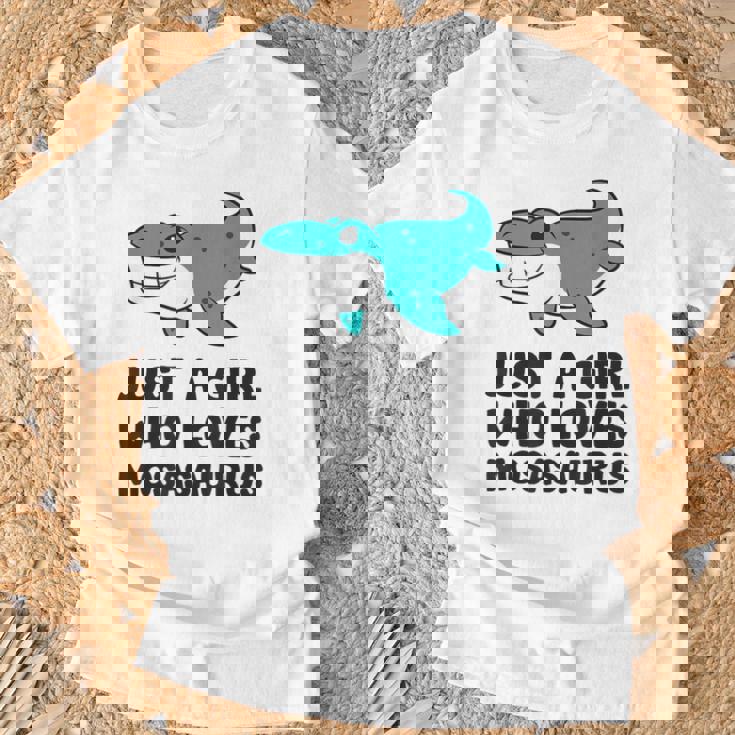 モササウルスが好きな女の子だけ Tシャツ 高齢者への贈り物