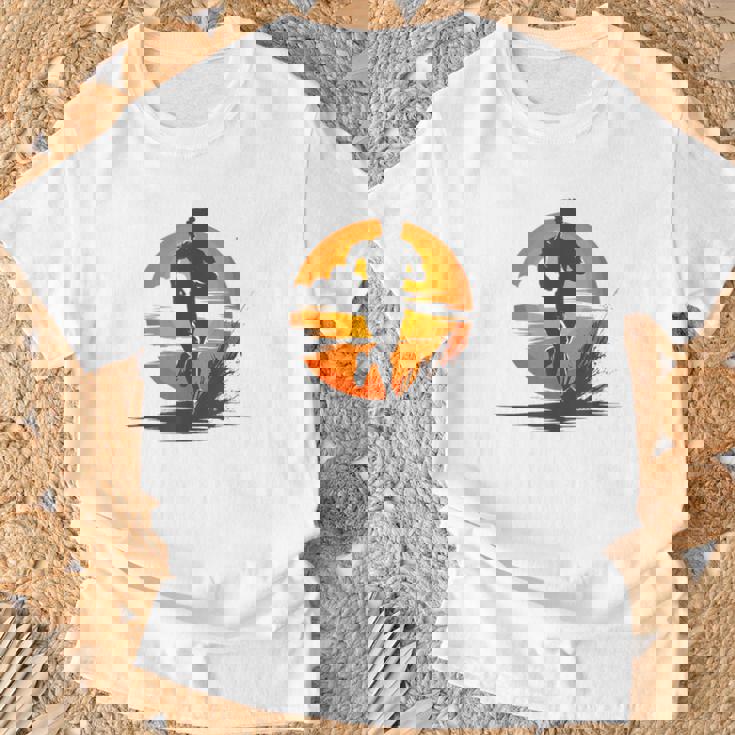 ランニング・ガイ・グラフィック・アスレティックス Tシャツ 高齢者への贈り物