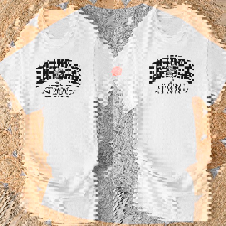 ロサンゼルスストロングカリフォルニアストロング、Laストロングサポート Tシャツ 高齢者への贈り物