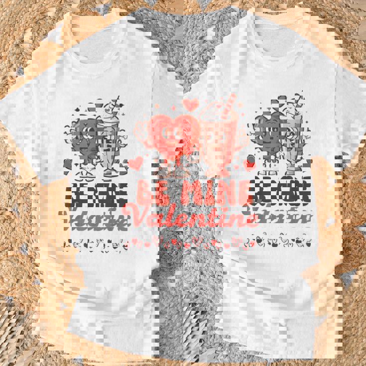 ロマンチックな手描きのスタイル バレンタインデー Tシャツ 高齢者への贈り物