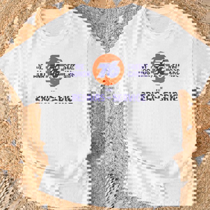 ヴィンテージ 76 ガソリンポンプ サイン レトロ ガソリン ガレージ Tシャツ 高齢者への贈り物