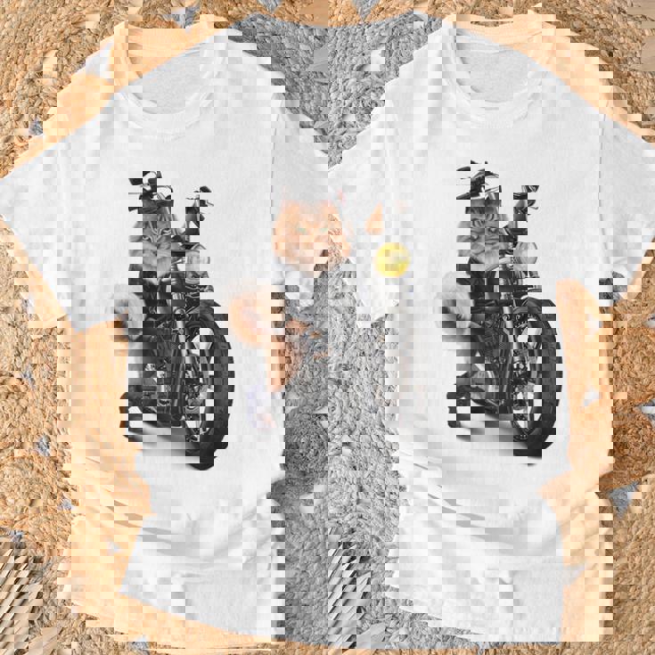 三毛猫 オレンジ猫 ねこ バイク バイカー Tシャツ 高齢者への贈り物