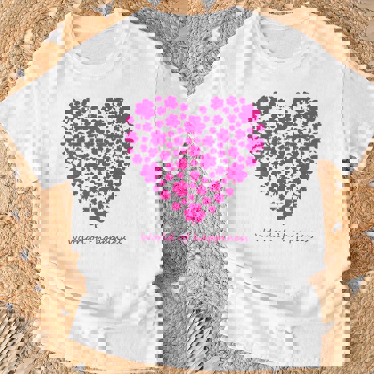 世界中の幸せを願う 可愛い ハート ピンク クローバー 反戦 平和 バックプリント Tシャツ 高齢者への贈り物