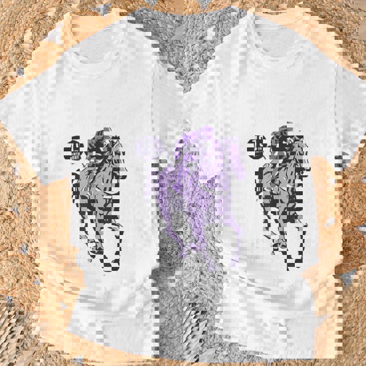 古希祝い 競馬好き うま 馬好き 父 母 男性 女性 70歳お祝い Life's Race Always Chase Tシャツ 高齢者への贈り物