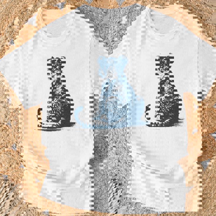 子ライオン – 子ライオンの後姿 Tシャツ 高齢者への贈り物