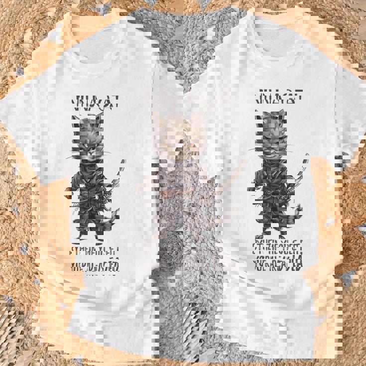 忍者猫、日本のサムライ カワイイ猫タトゥー 面白い Tシャツ 高齢者への贈り物