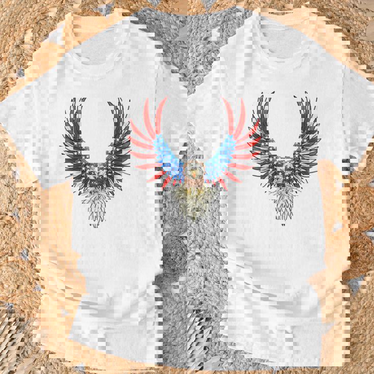 愛国的なアメリカ国旗イーグル 7月4日 バックプリント アメリカン Tシャツ 高齢者への贈り物