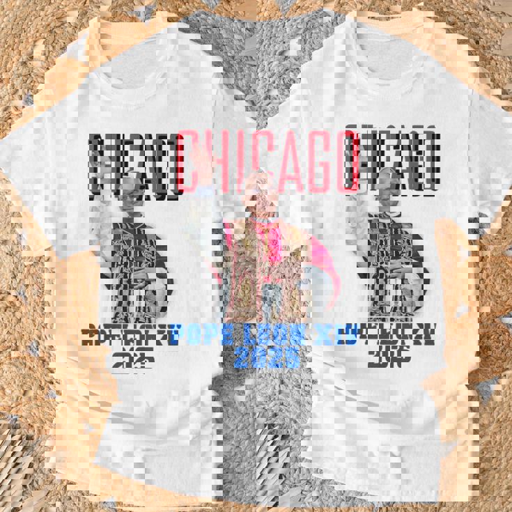教皇レオンxiv 2025 – シカゴ初のアメリカ教皇デザイン Tシャツ 高齢者への贈り物