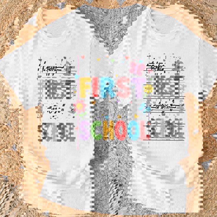 新学期 ハッピー 初日 学校 男の子 女の子 先生 Tシャツ 高齢者への贈り物