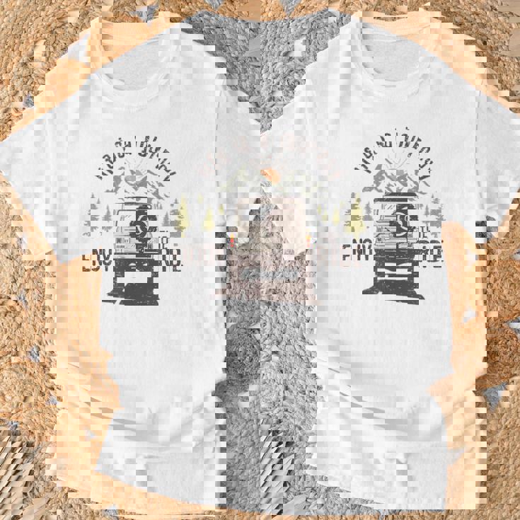 旅 おもしろ キャンプ 楽しい 登山 アウトドア キャンピングカー 人生は旅だ Tシャツ 高齢者への贈り物