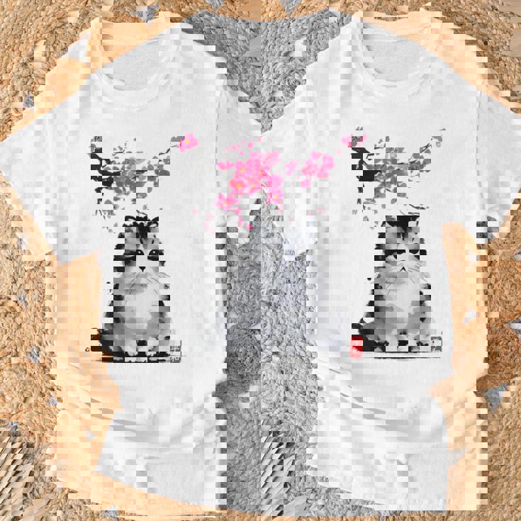 日本の墨絵マンチキン猫 桜 桜アート Tシャツ 高齢者への贈り物