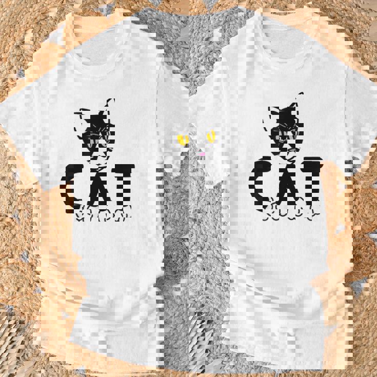 猫 子猫 ハチワレ モノトーン 白 黒 かわいい ユニーク Tシャツ 高齢者への贈り物