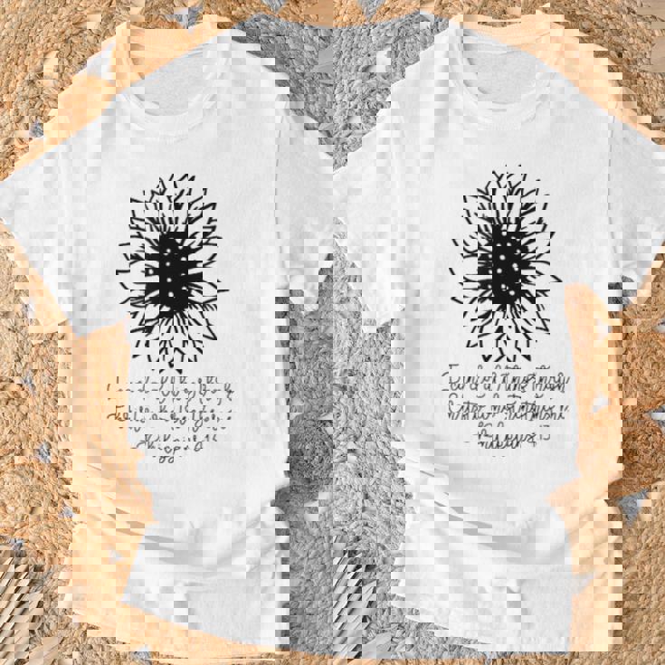 私は何でもできる Tシャツ 高齢者への贈り物