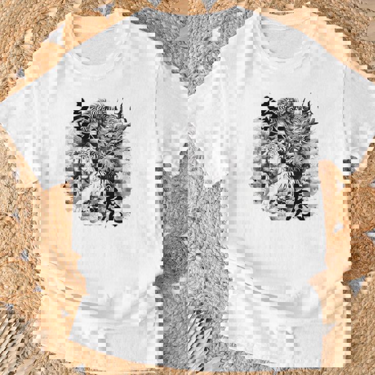 竜虎 墨絵 バックプリント Tシャツ 高齢者への贈り物