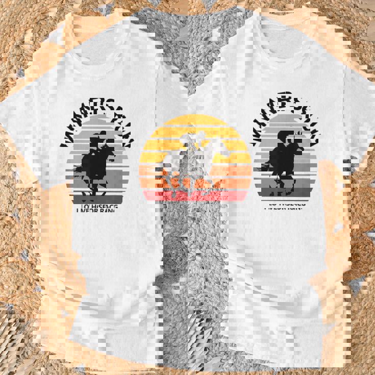 競馬ファンや馬好きの方にお勧め 勝者の走り オシャレな競馬イラスト Tシャツ 高齢者への贈り物